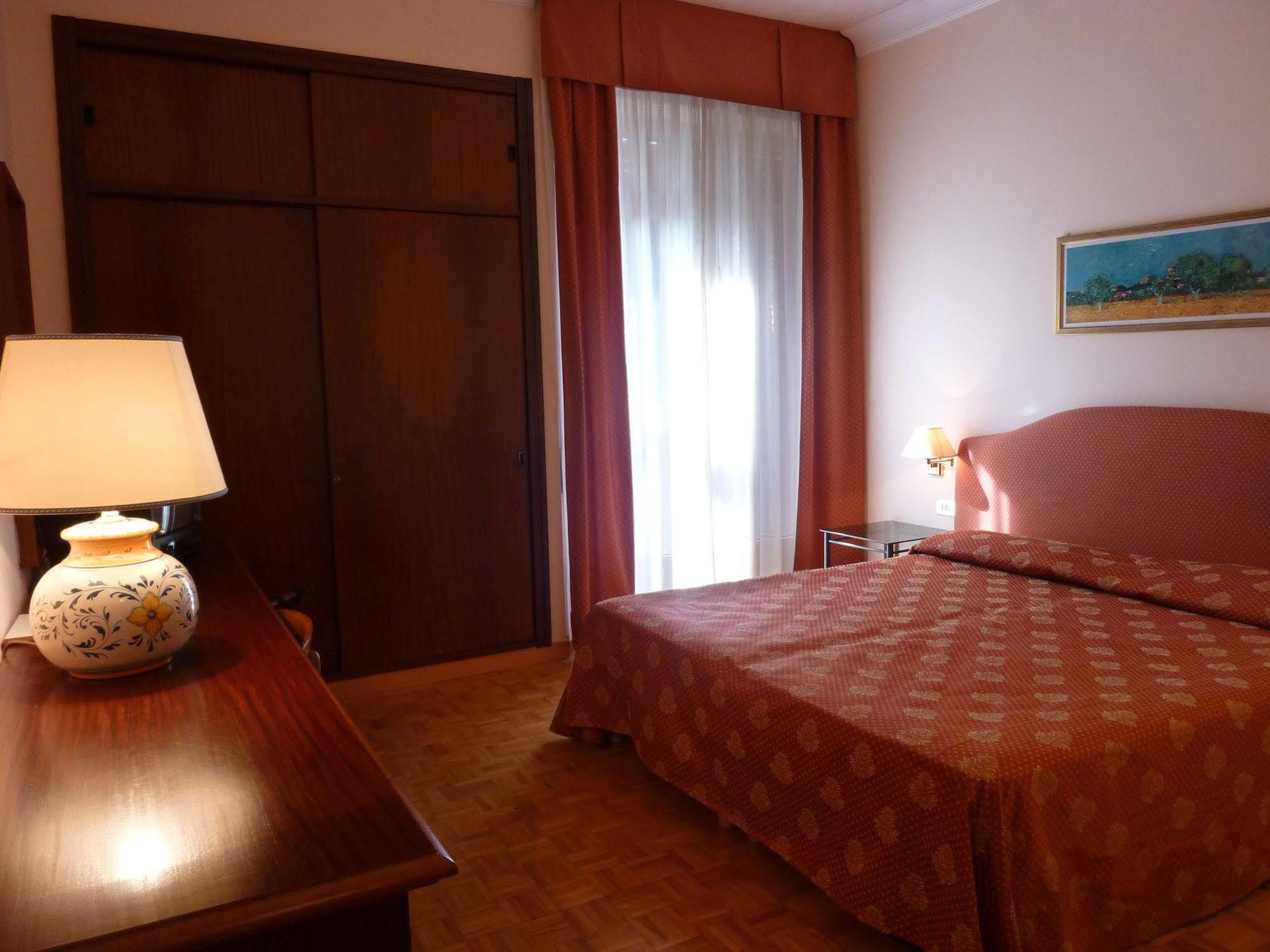 Hotel Torretta Montecatini-Terme Esterno foto